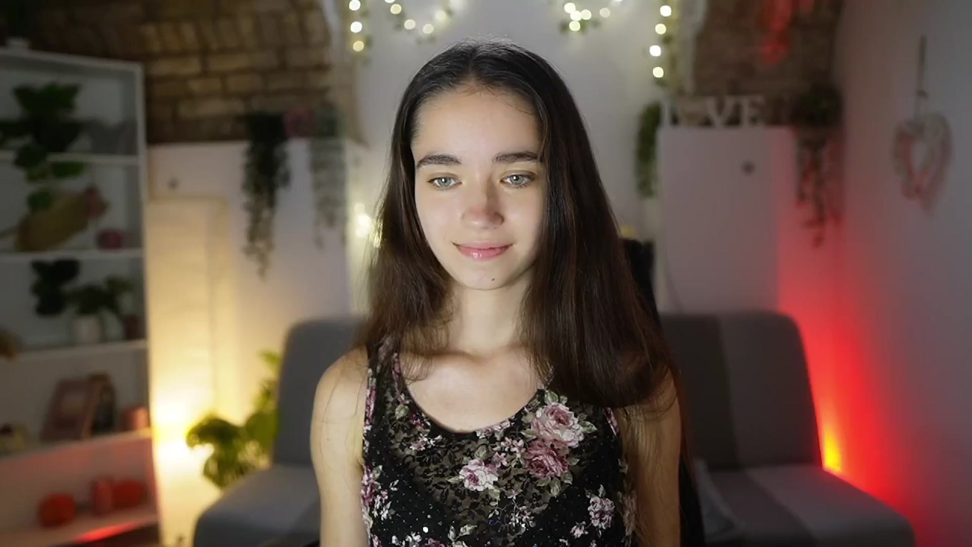 Gallery image thumbnail from Gia_Paige18's myfreecams stream on, 07/10/2025, 14:24 image 1 of 20