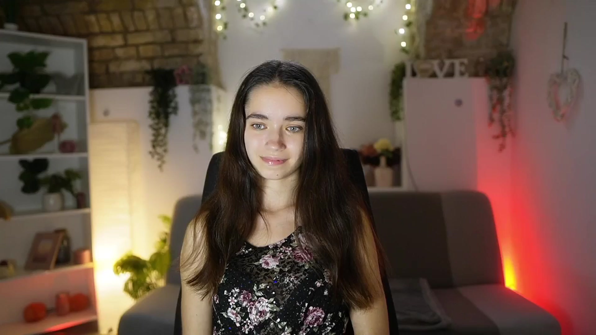 Gallery image thumbnail from Gia_Paige18's myfreecams stream on, 07/10/2025, 17:51 image 2 of 20
