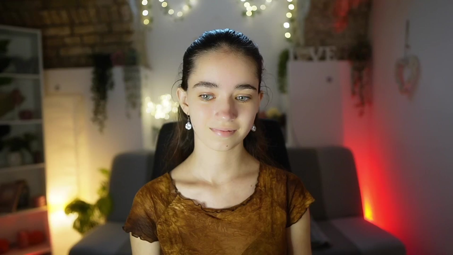 Gallery image thumbnail from Gia_Paige18's myfreecams stream on, 07/14/2025, 09:40 image 9 of 20