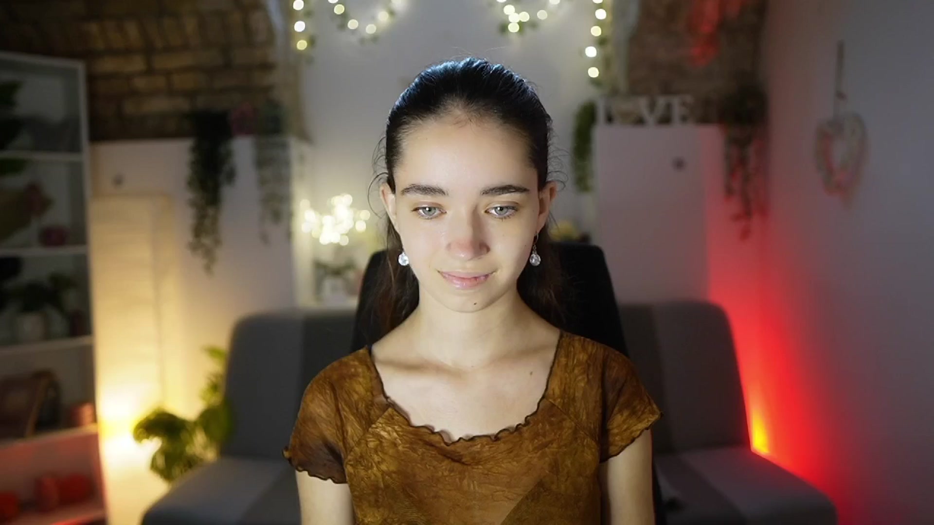 Gallery image thumbnail from Gia_Paige18's myfreecams stream on, 07/14/2025, 11:01 image 1 of 20