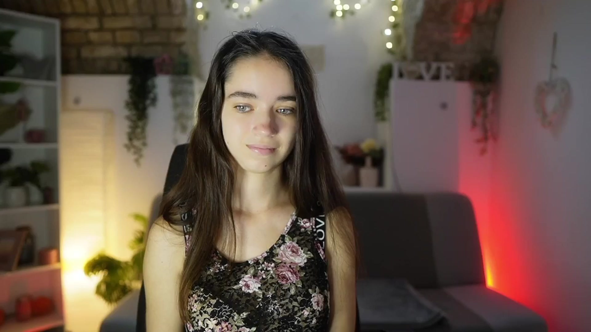 Gallery image thumbnail from Gia_Paige18's myfreecams stream on, 07/17/2025, 12:51 image 4 of 20