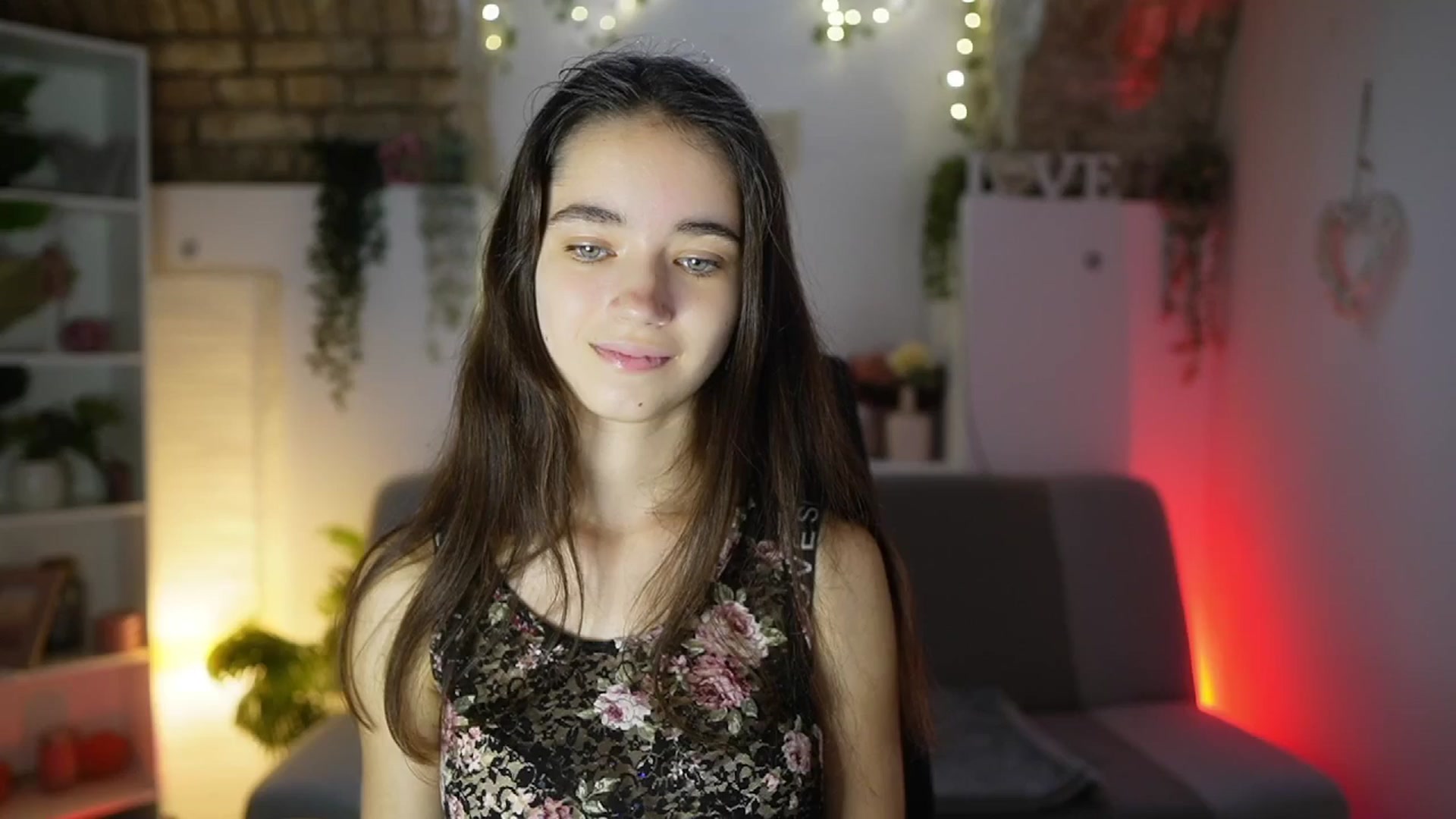 Gallery image thumbnail from Gia_Paige18's myfreecams stream on, 07/17/2025, 12:51 image 12 of 20