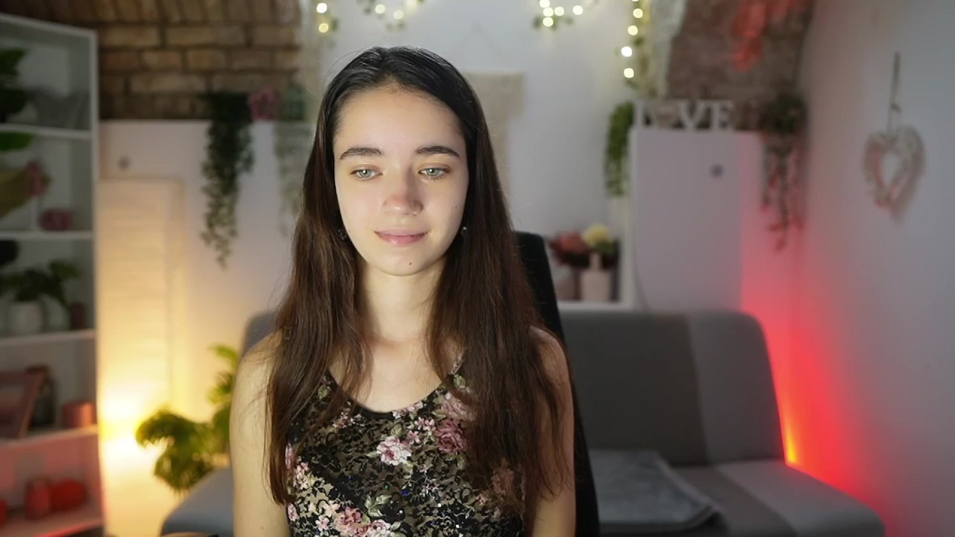 Gallery image thumbnail from Gia_Paige18's myfreecams stream on, 07/17/2025, 12:51 image 3 of 20