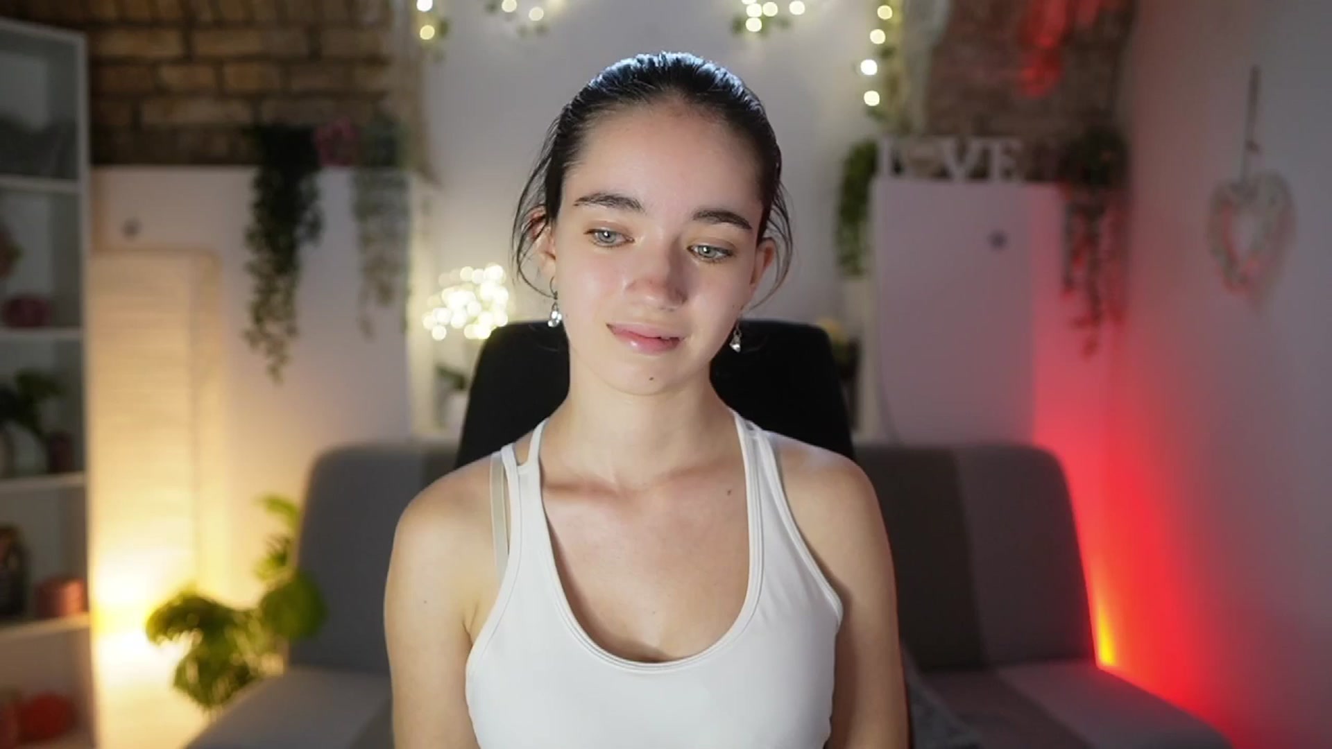 Gallery image thumbnail from Gia_Paige18's myfreecams stream on, 07/18/2025, 12:40 image 20 of 20