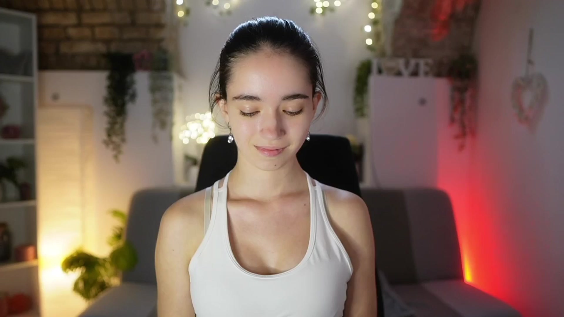 Gallery image thumbnail from Gia_Paige18's myfreecams stream on, 07/18/2025, 12:40 image 5 of 20