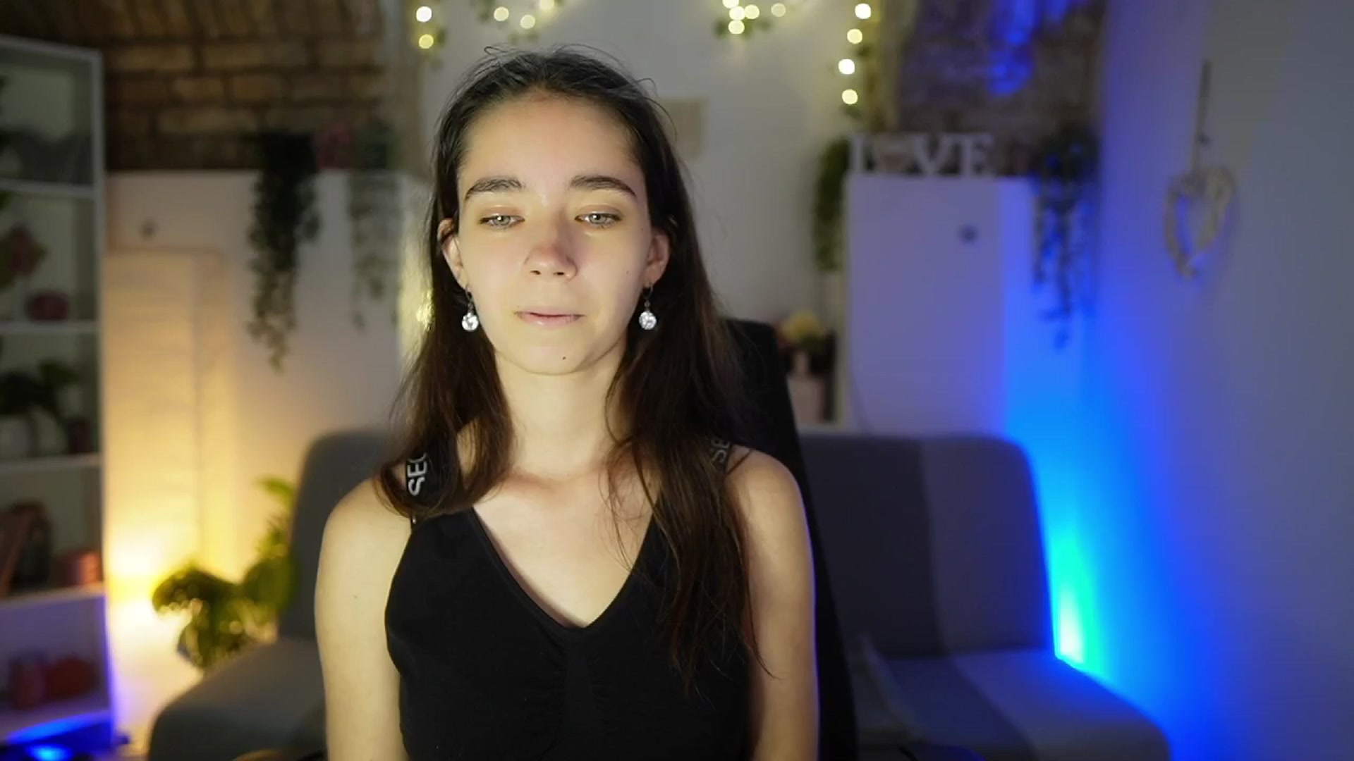 Gallery image thumbnail from Gia_Paige18's myfreecams stream on, 07/21/2025, 12:52 image 14 of 20