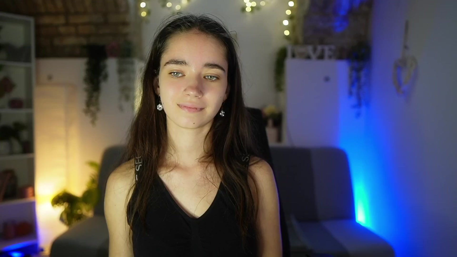 Gallery image thumbnail from Gia_Paige18's myfreecams stream on, 07/21/2025, 12:52 image 18 of 20