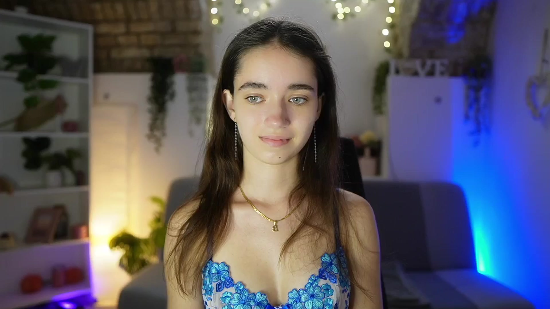 Gallery image thumbnail from Gia_Paige18's myfreecams stream on, 07/24/2025, 13:33 image 1 of 20