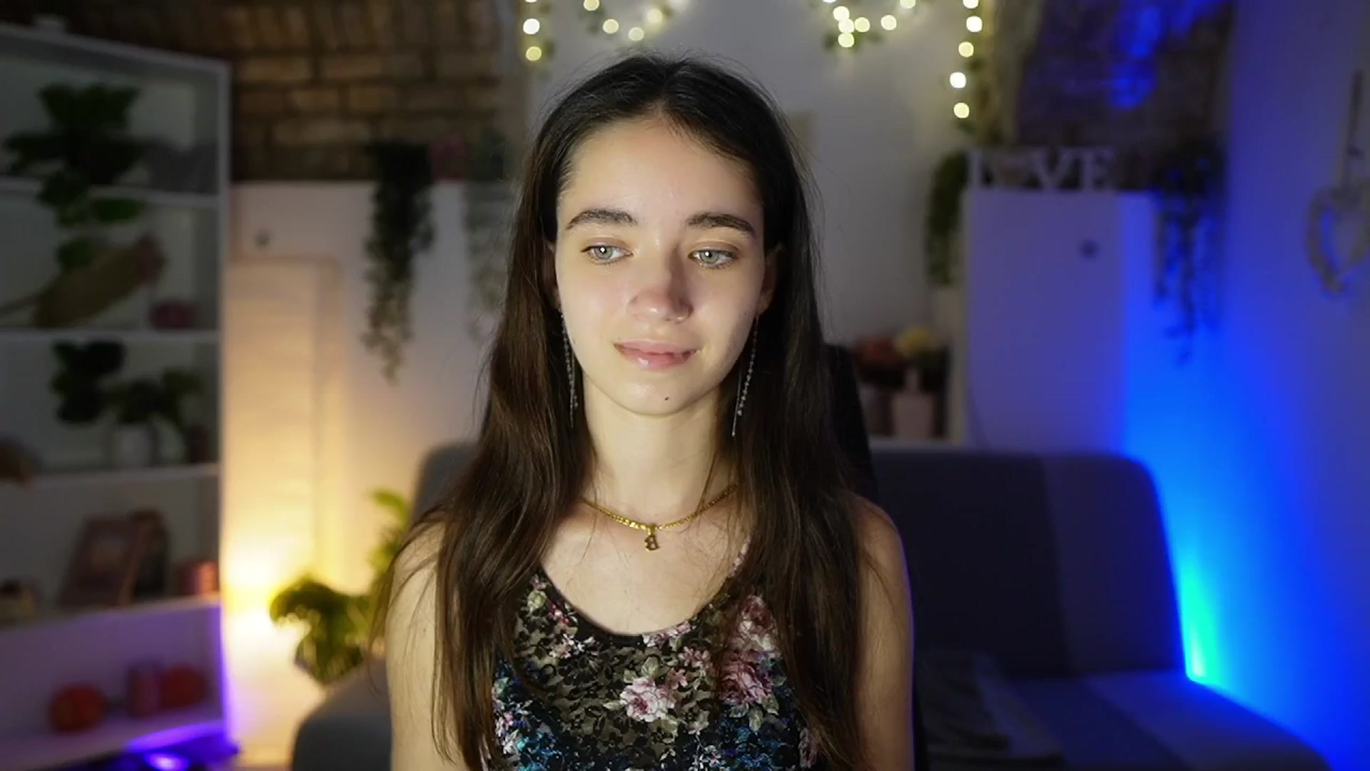 Gallery image thumbnail from Gia_Paige18's myfreecams stream on, 07/24/2025, 14:25 image 9 of 20