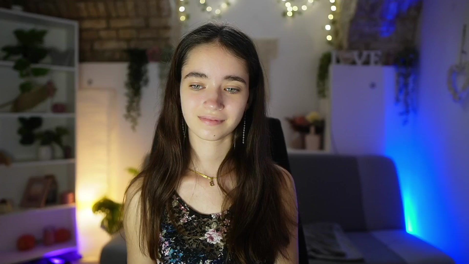 Gallery image thumbnail from Gia_Paige18's myfreecams stream on, 07/24/2025, 14:25 image 15 of 20