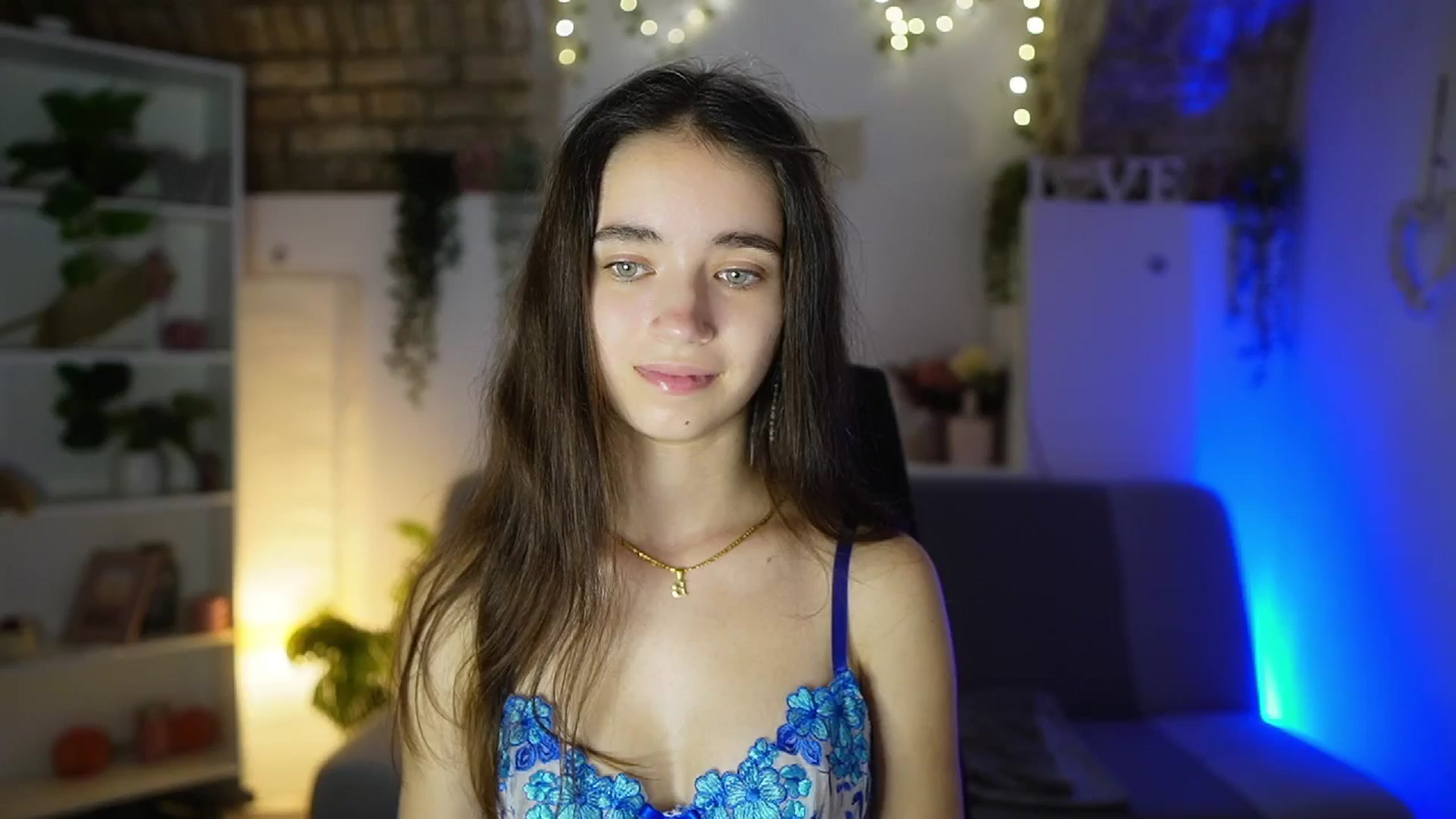 Gallery image thumbnail from Gia_Paige18's myfreecams stream on, 07/24/2025, 18:05 image 9 of 20