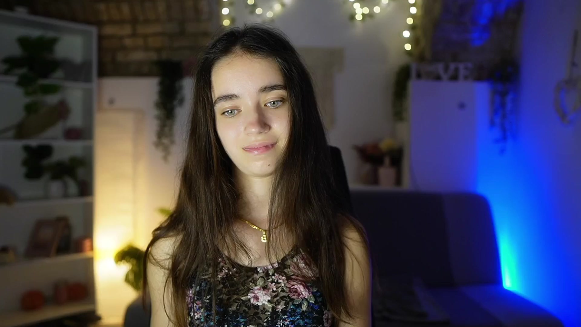 Gallery image thumbnail from Gia_Paige18's myfreecams stream on, 07/24/2025, 18:05 image 15 of 20