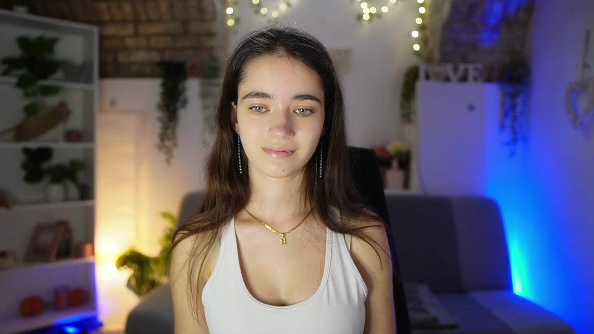 Gallery image thumbnail from Gia_Paige18's myfreecams stream on, 07/25/2025, 12:50 image 16 of 20
