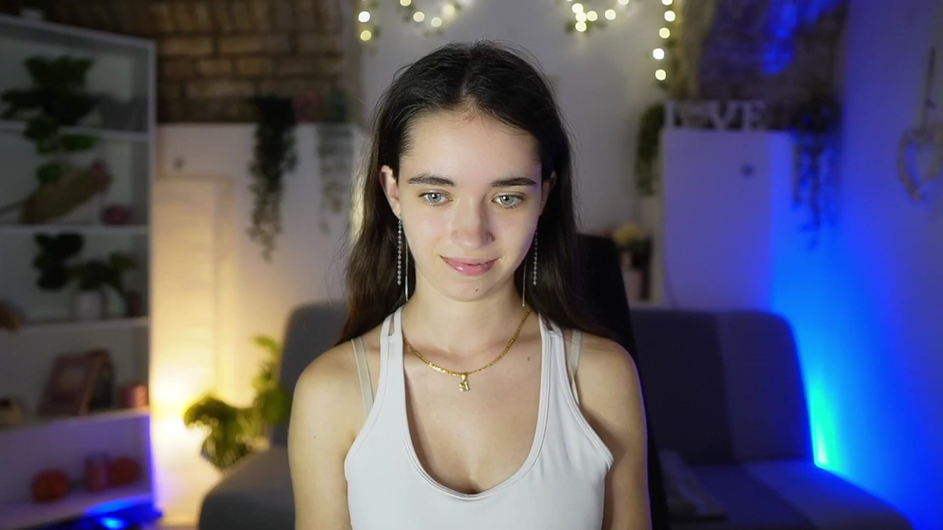 Gallery image thumbnail from Gia_Paige18's myfreecams stream on, 07/25/2025, 16:11 image 16 of 20