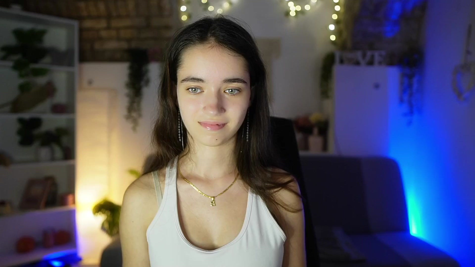 Gallery image thumbnail from Gia_Paige18's myfreecams stream on, 07/25/2025, 17:13 image 9 of 20