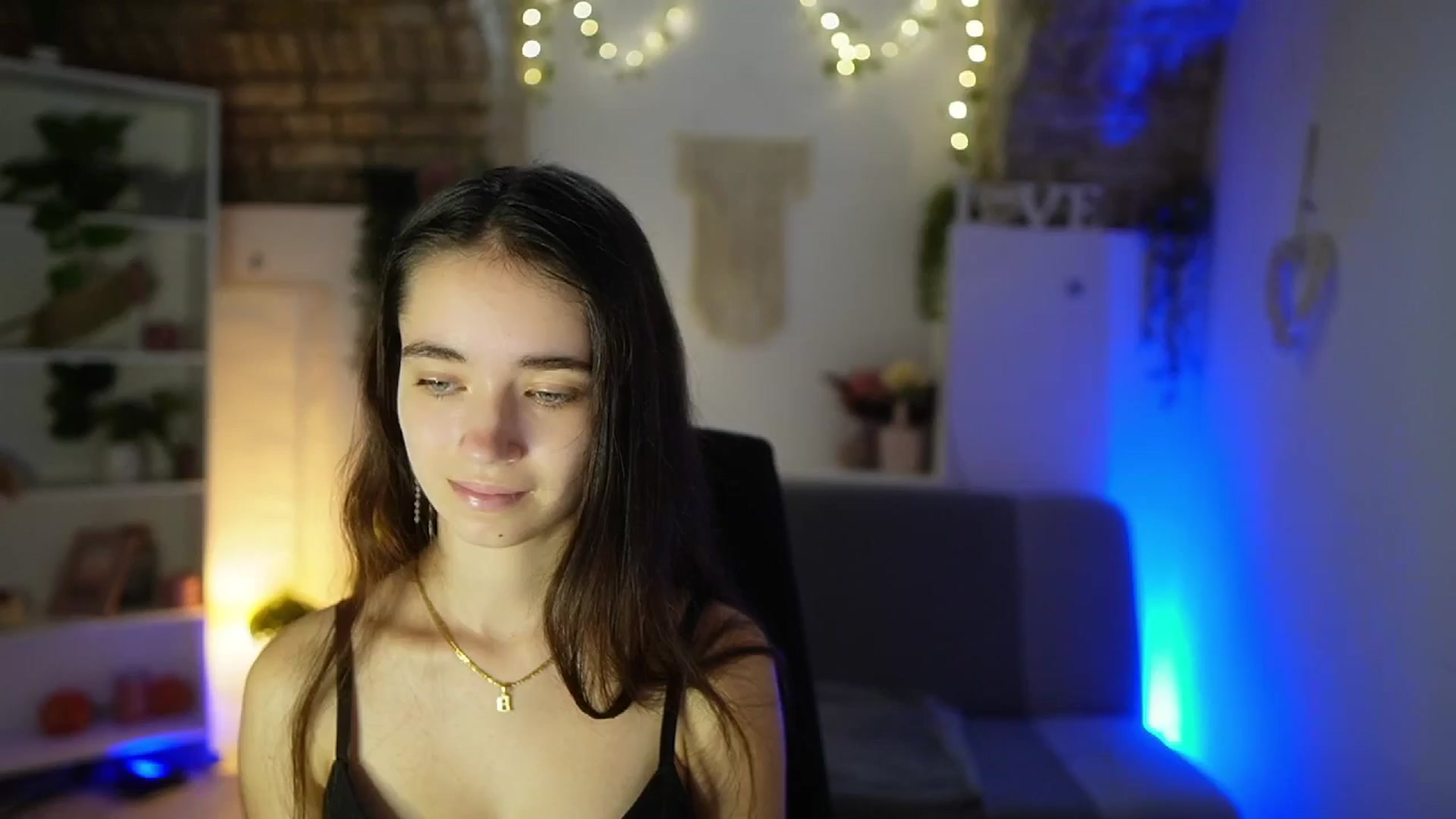Gallery image thumbnail from Gia_Paige18's myfreecams stream on, 07/26/2025, 12:26 image 8 of 20
