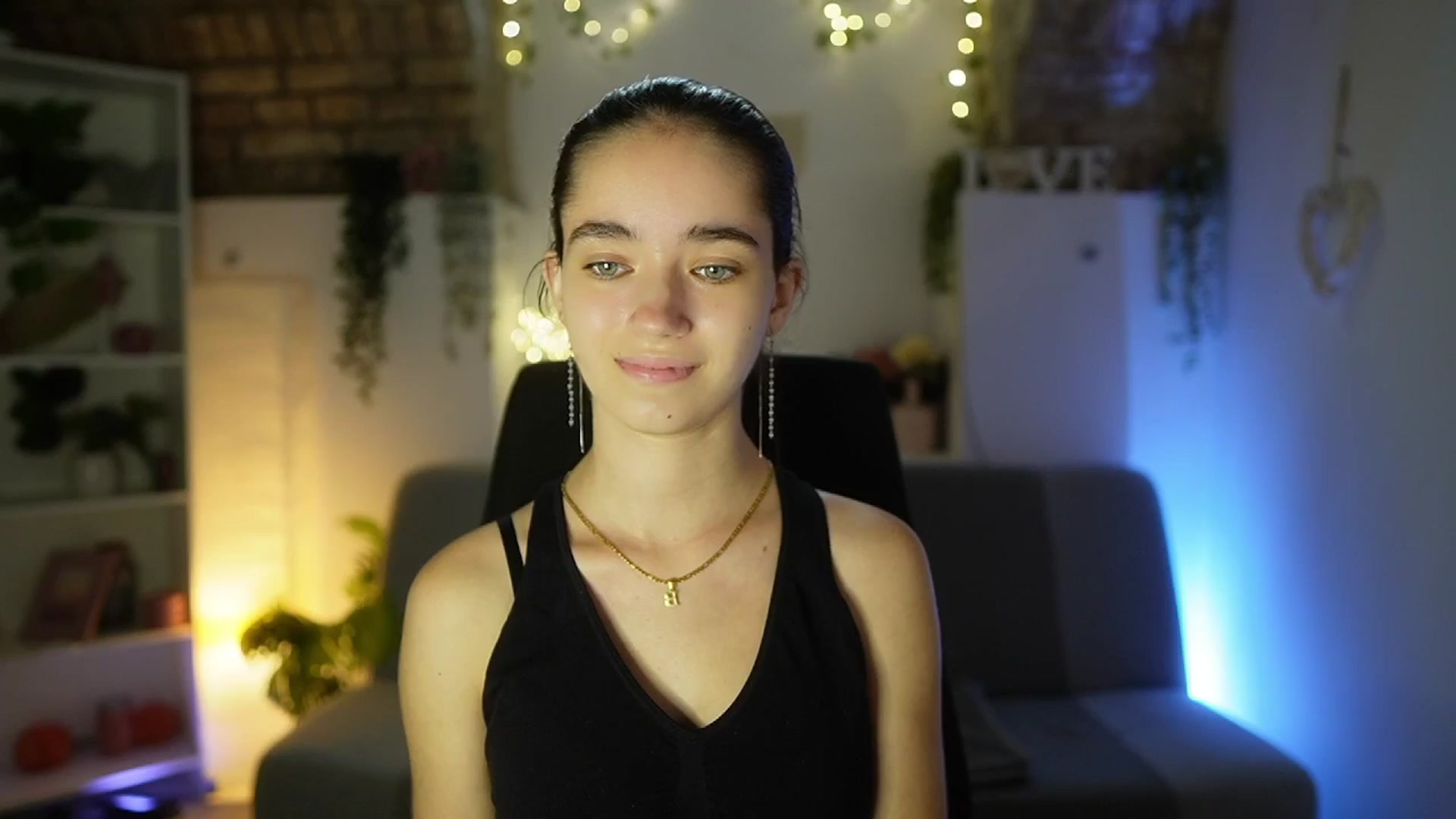Gallery image thumbnail from Gia_Paige18's myfreecams stream on, 07/28/2025, 13:02 image 20 of 20