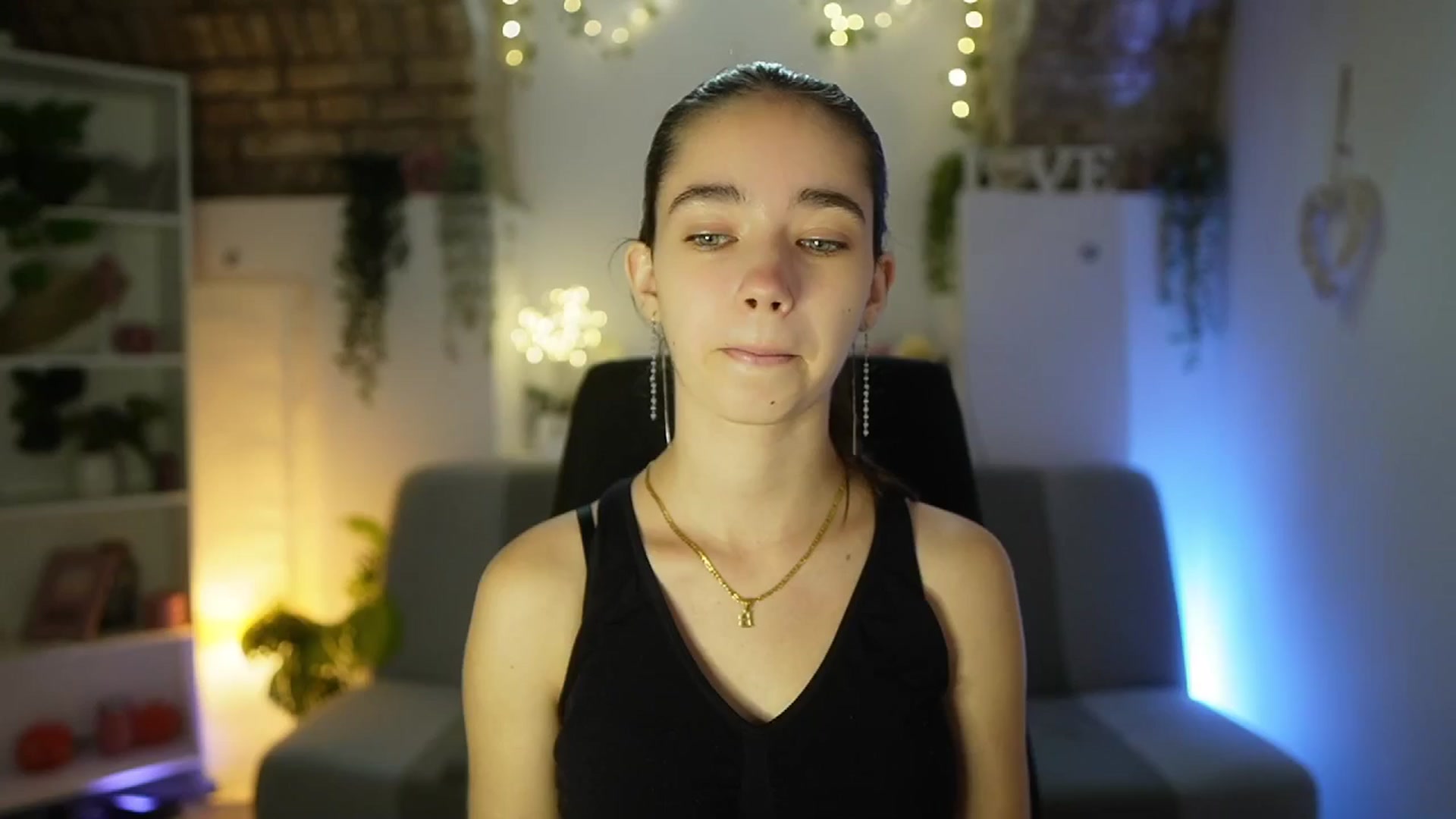 Gallery image thumbnail from Gia_Paige18's myfreecams stream on, 07/28/2025, 13:02 image 3 of 20