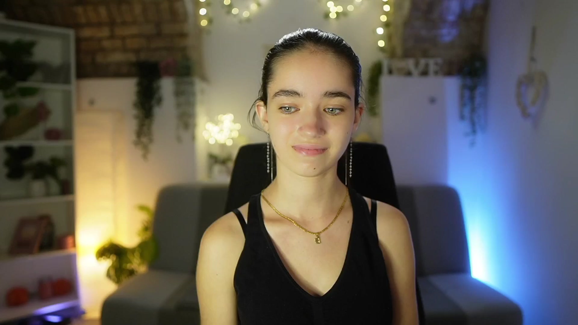 Gallery image thumbnail from Gia_Paige18's myfreecams stream on, 07/28/2025, 13:02 image 19 of 20