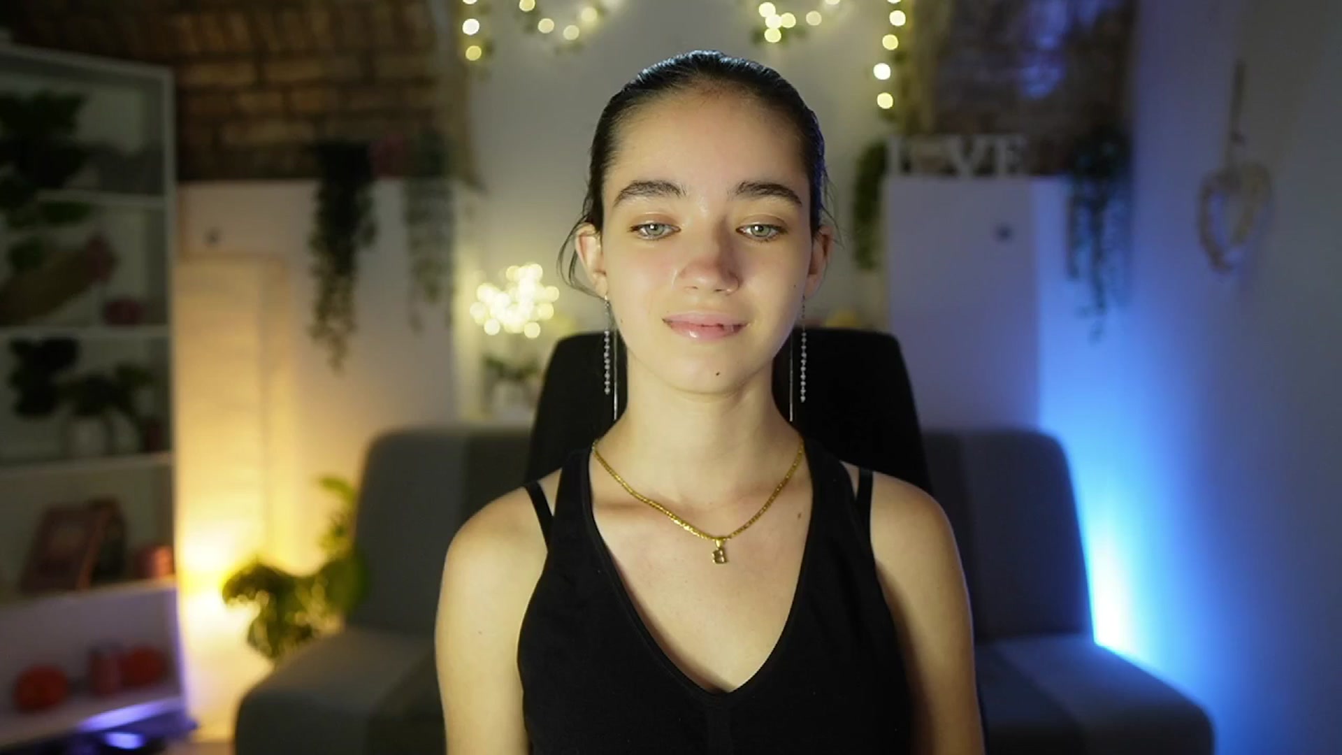 Gallery image thumbnail from Gia_Paige18's myfreecams stream on, 07/28/2025, 13:02 image 18 of 20