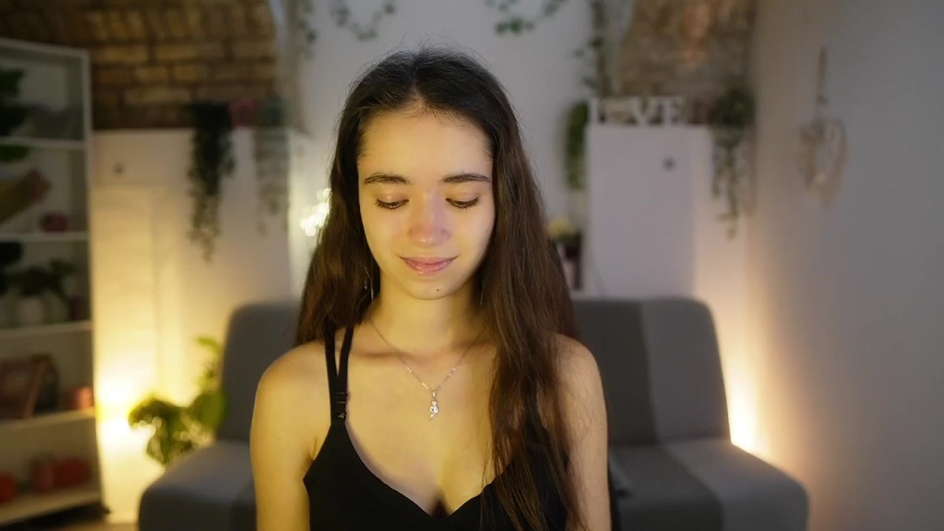 Gallery image thumbnail from Gia_Paige18's myfreecams stream on, 07/30/2025, 10:07 image 14 of 20