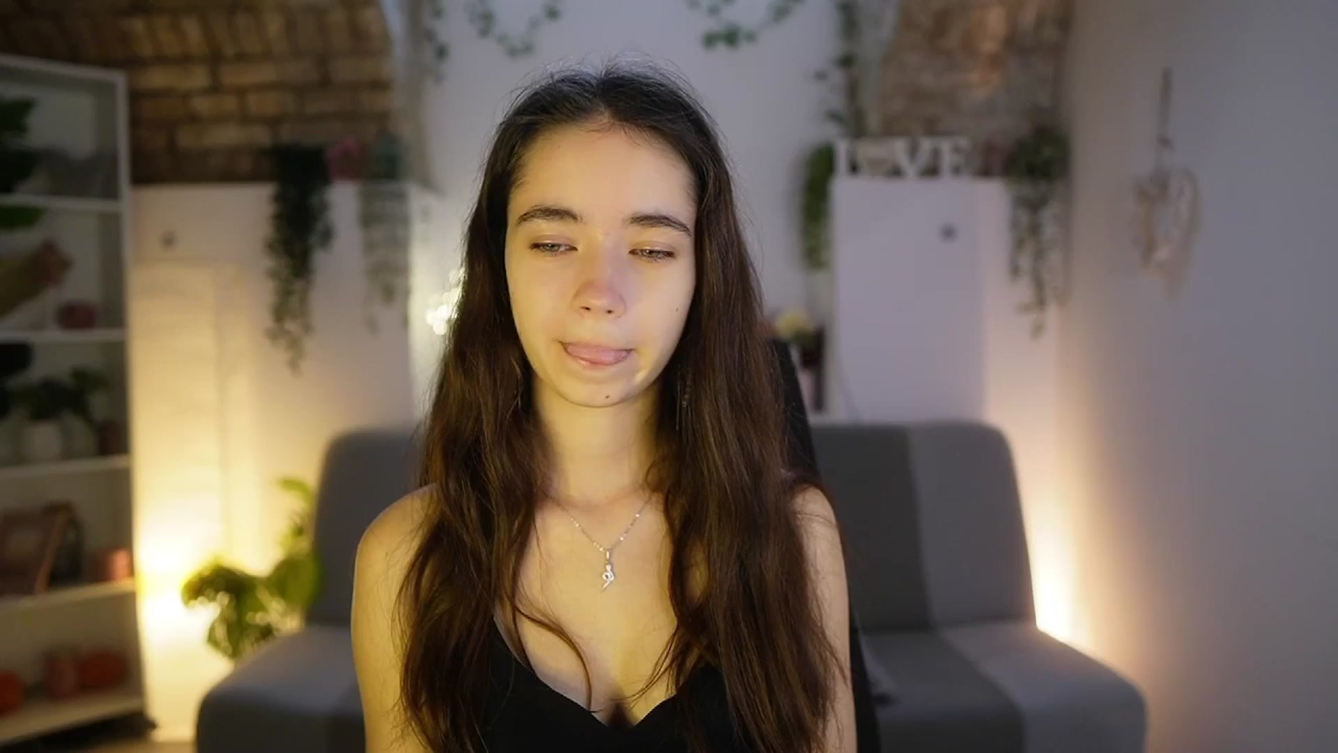 Gallery image thumbnail from Gia_Paige18's myfreecams stream on, 07/30/2025, 10:07 image 16 of 20