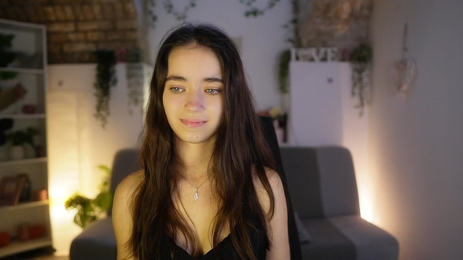Gallery image thumbnail from Gia_Paige18's myfreecams stream on, 07/30/2025, 12:00 image 16 of 20