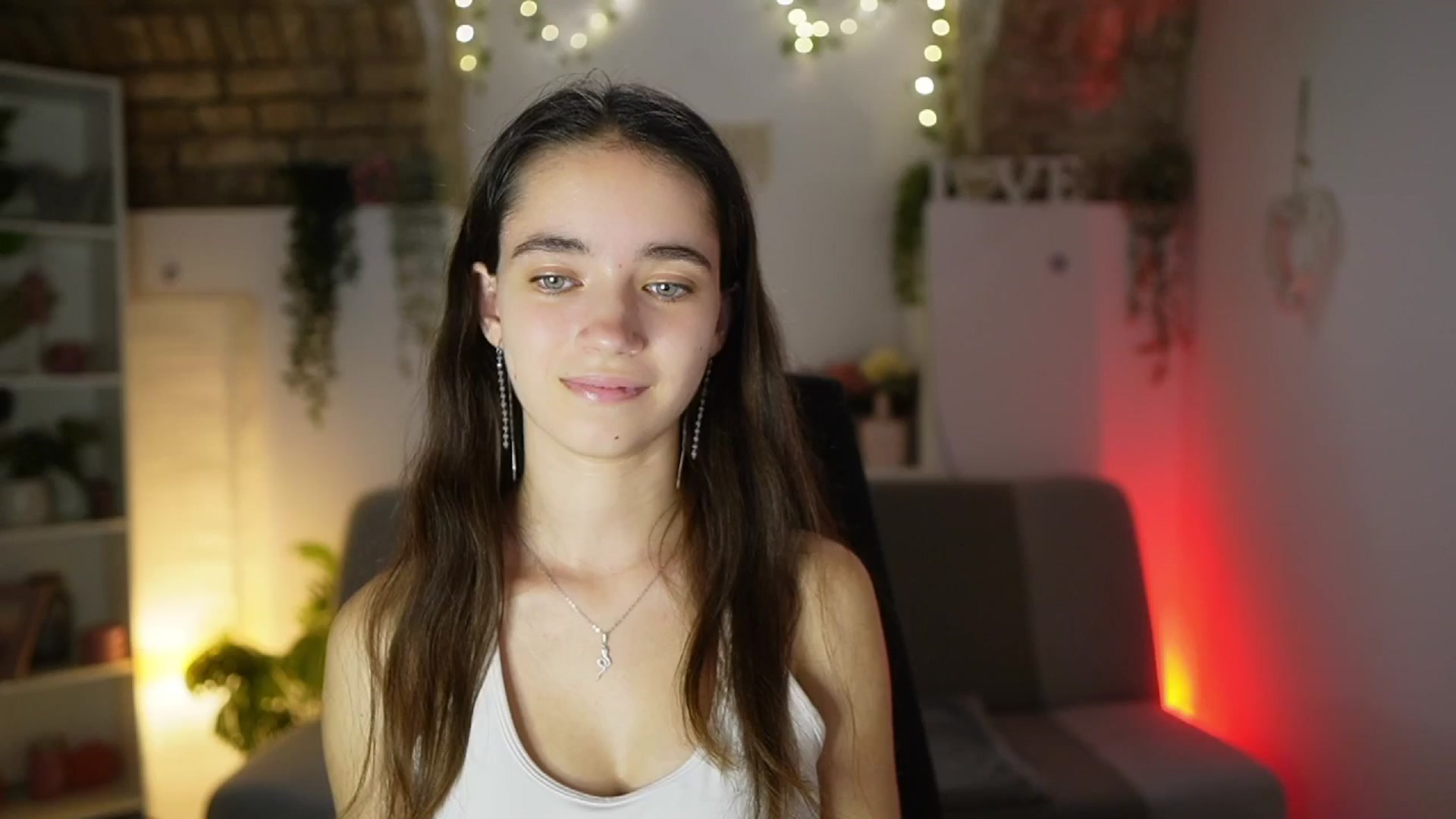 Gallery image thumbnail from Gia_Paige18's myfreecams stream on, 07/31/2025, 15:01 image 16 of 20