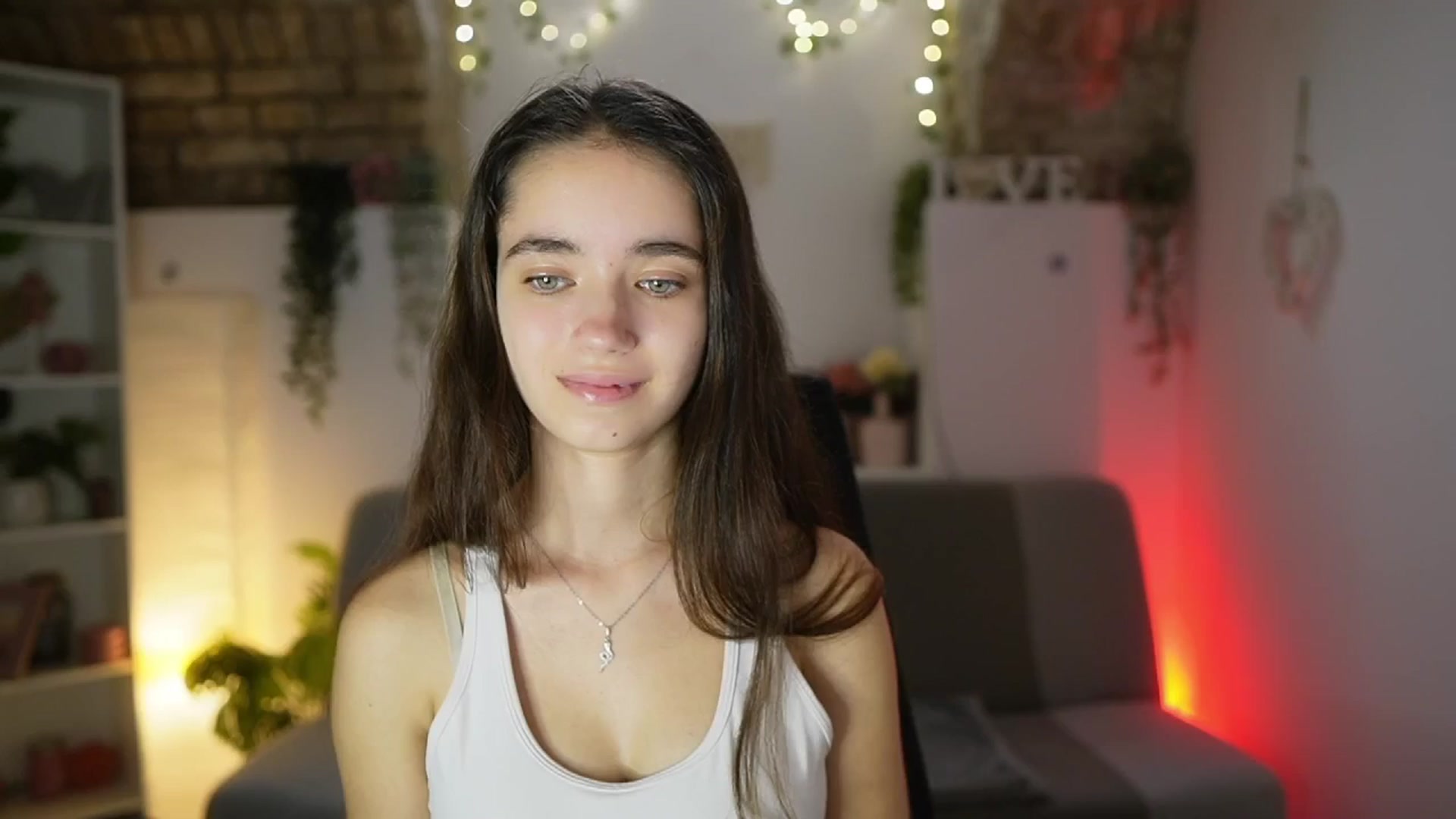 Gallery image thumbnail from Gia_Paige18's myfreecams stream on, 07/31/2025, 15:01 image 3 of 20