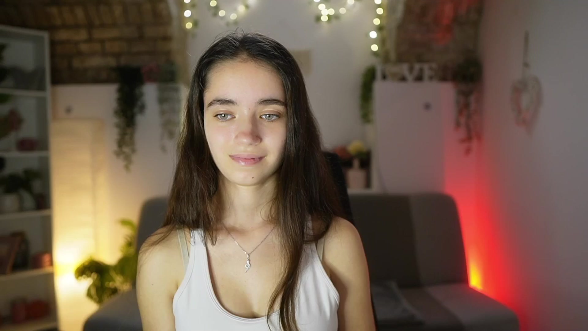 Gallery image thumbnail from Gia_Paige18's myfreecams stream on, 07/31/2025, 15:01 image 9 of 20