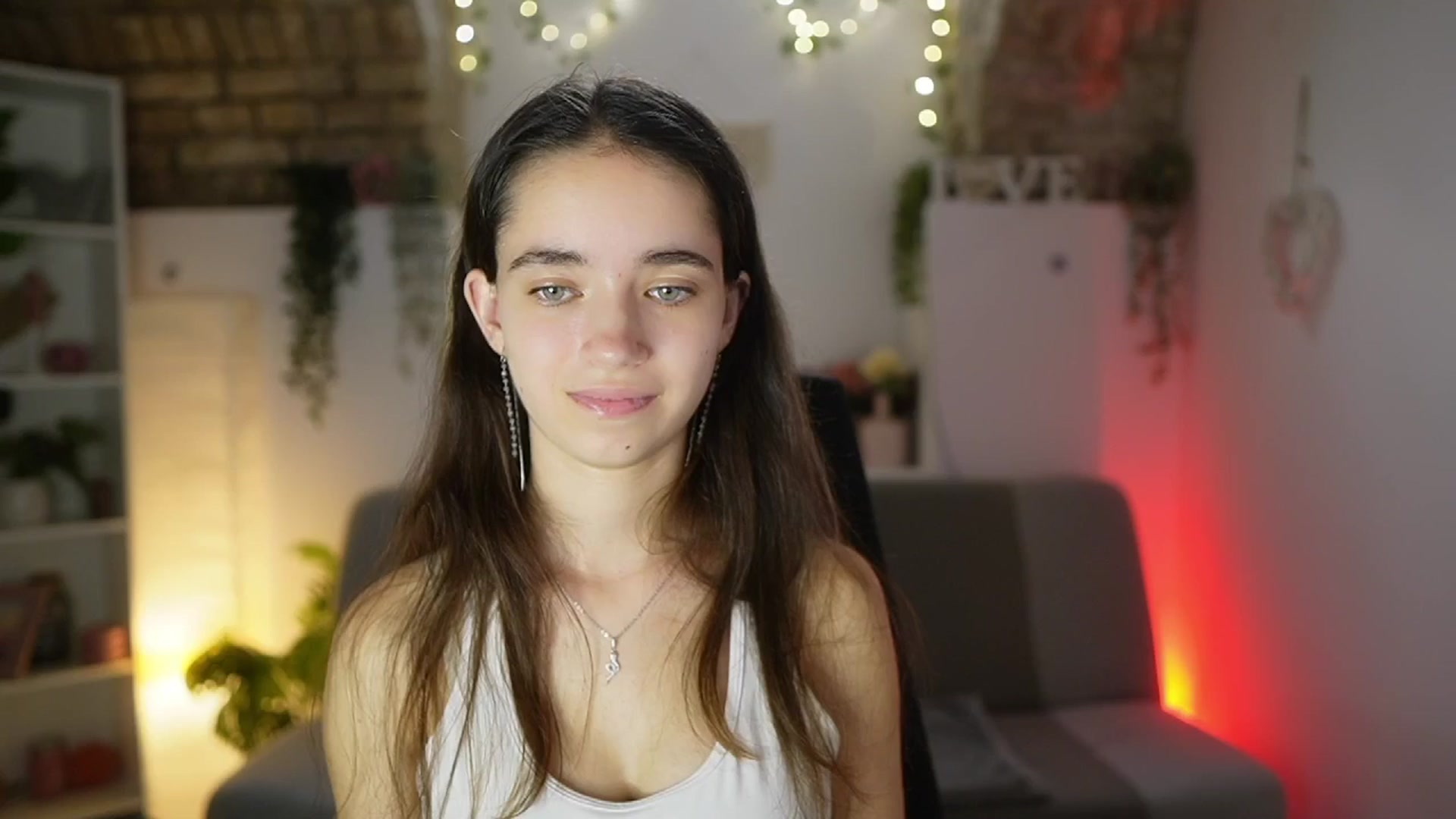 Gallery image thumbnail from Gia_Paige18's myfreecams stream on, 07/31/2025, 15:01 image 15 of 20