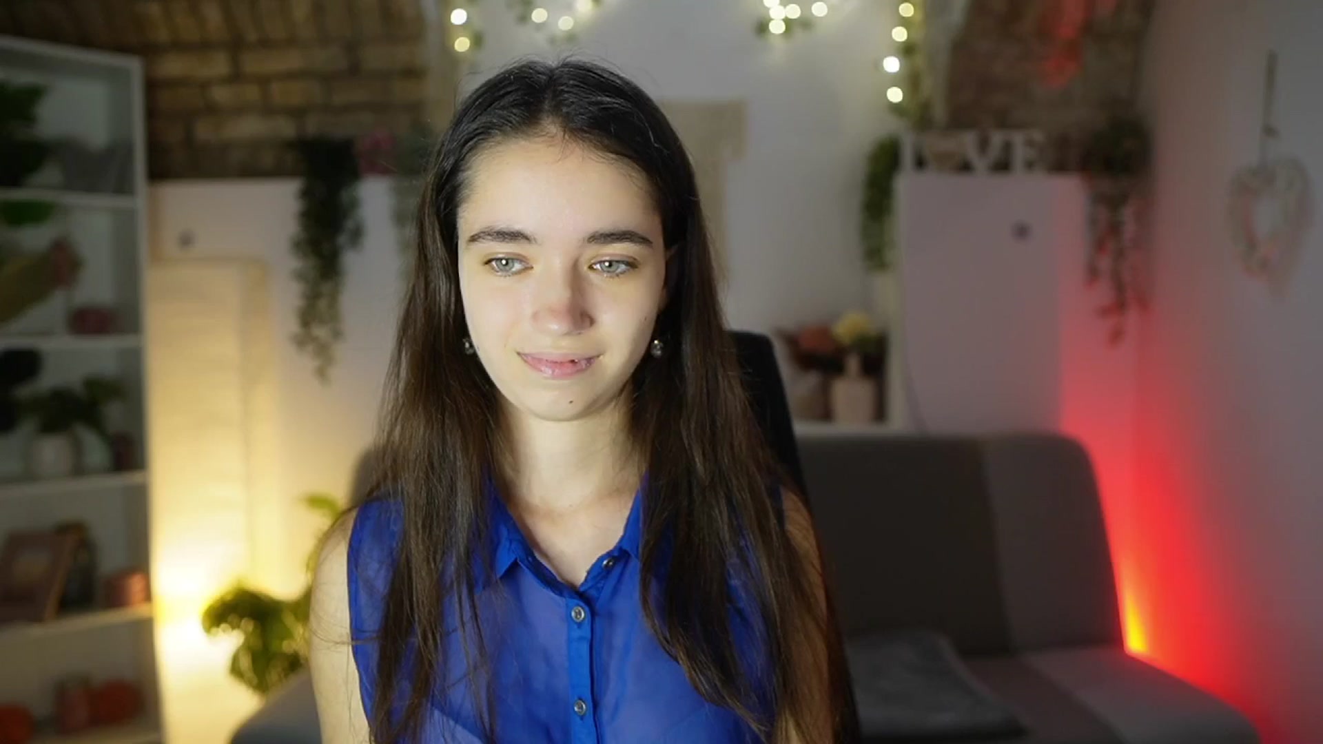 Gallery image thumbnail from Gia_Paige18's myfreecams stream on, 08/04/2025, 12:08 image 1 of 20