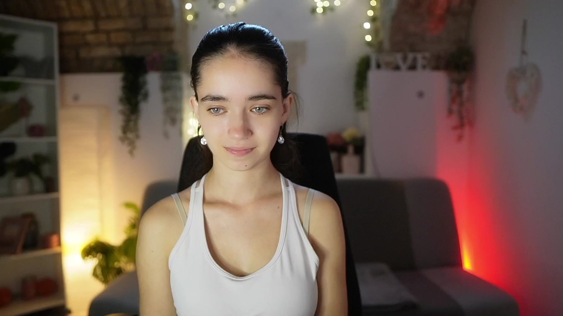 Gallery image thumbnail from Gia_Paige18's myfreecams stream on, 08/06/2025, 09:26 image 8 of 20