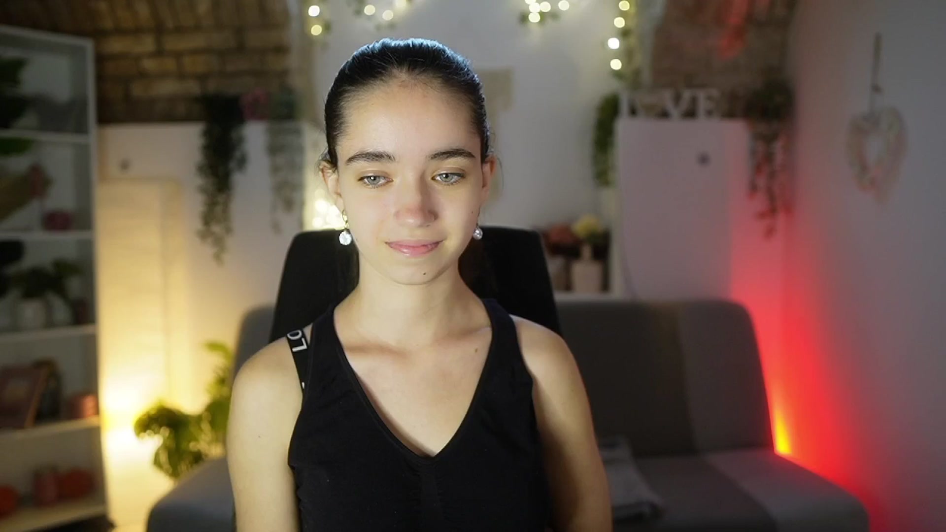 Gallery image thumbnail from Gia_Paige18's myfreecams stream on, 08/07/2025, 10:24 image 18 of 20