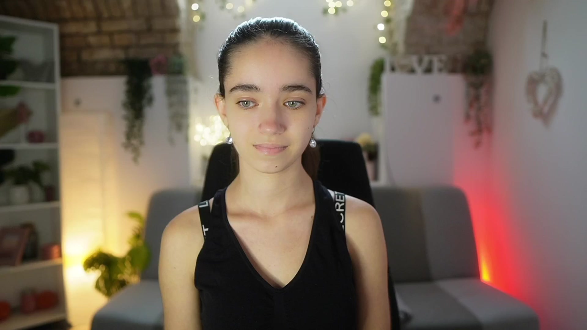 Gallery image thumbnail from Gia_Paige18's myfreecams stream on, 08/07/2025, 10:24 image 4 of 20