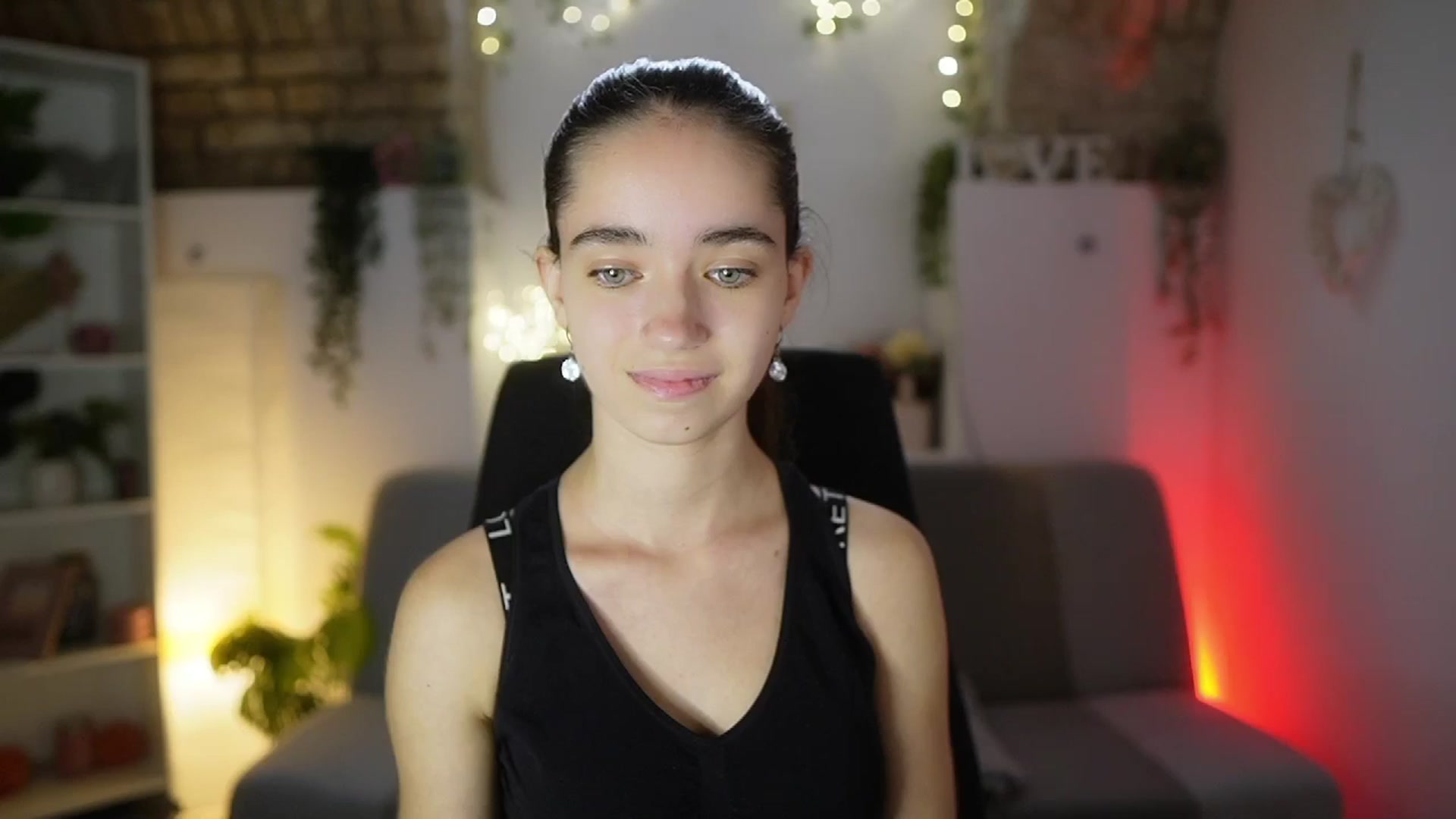 Gallery image thumbnail from Gia_Paige18's myfreecams stream on, 08/07/2025, 13:55 image 10 of 20