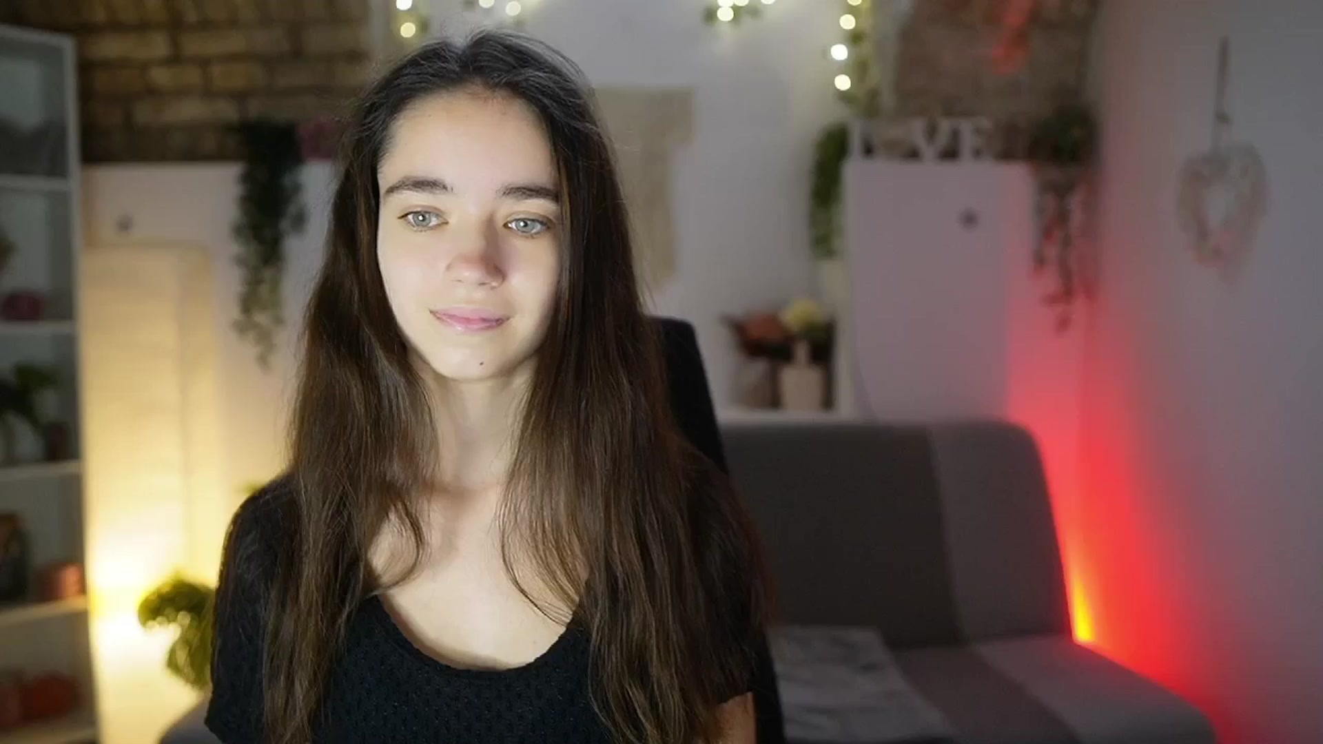 Gallery image thumbnail from Gia_Paige18's myfreecams stream on, 08/08/2025, 13:02 image 11 of 20