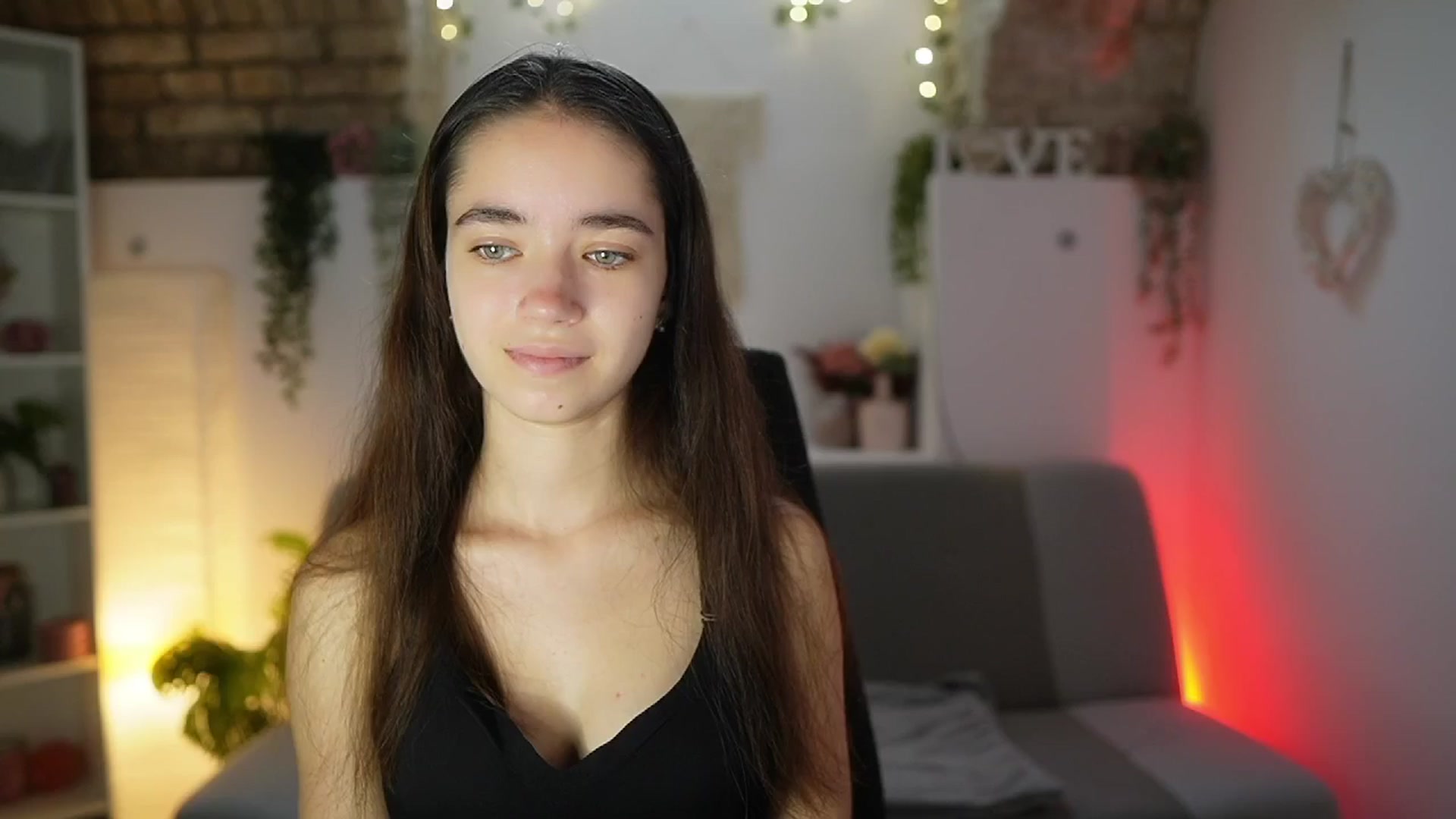 Gallery image thumbnail from Gia_Paige18's myfreecams stream on, 08/10/2025, 09:32 image 4 of 20