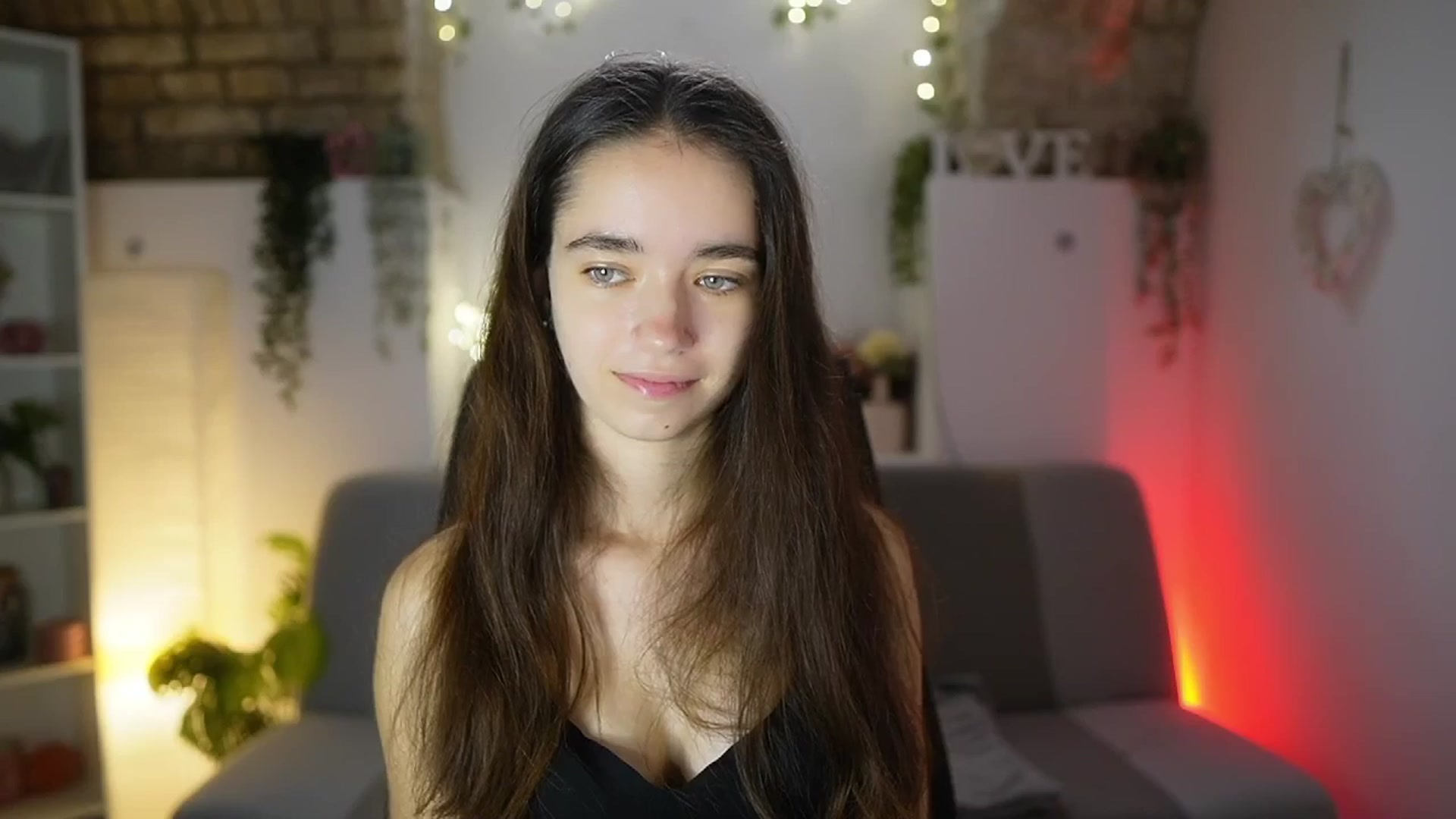 Gallery image thumbnail from Gia_Paige18's myfreecams stream on, 08/10/2025, 13:01 image 20 of 20