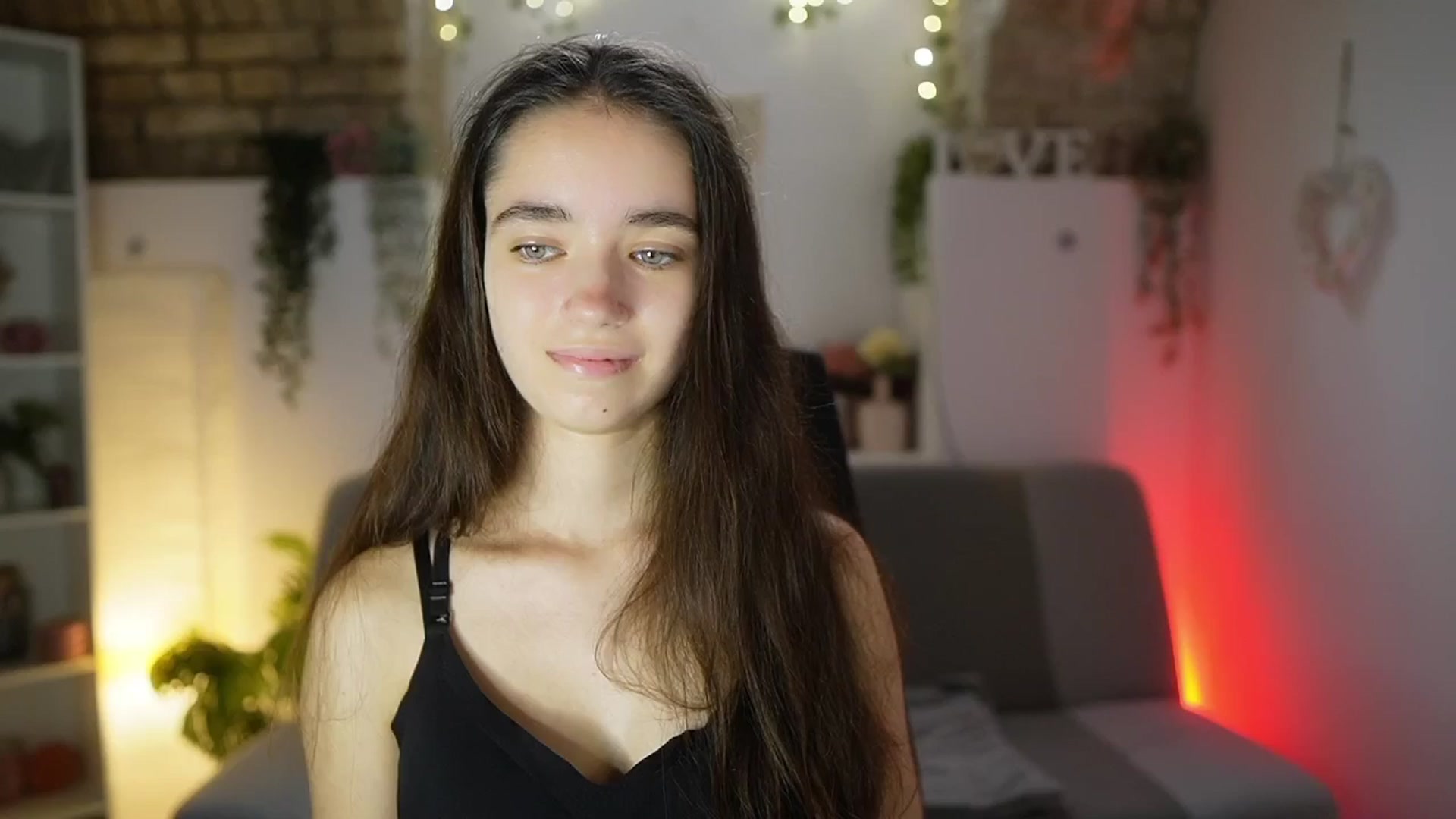 Gallery image thumbnail from Gia_Paige18's myfreecams stream on, 08/10/2025, 15:26 image 13 of 20