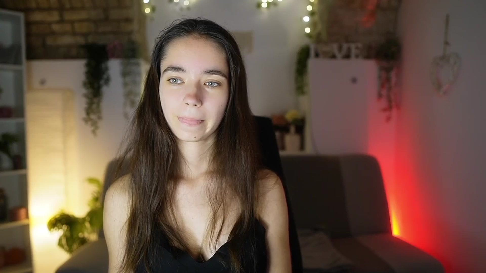 Gallery image thumbnail from Gia_Paige18's myfreecams stream on, 08/10/2025, 17:52 image 19 of 20