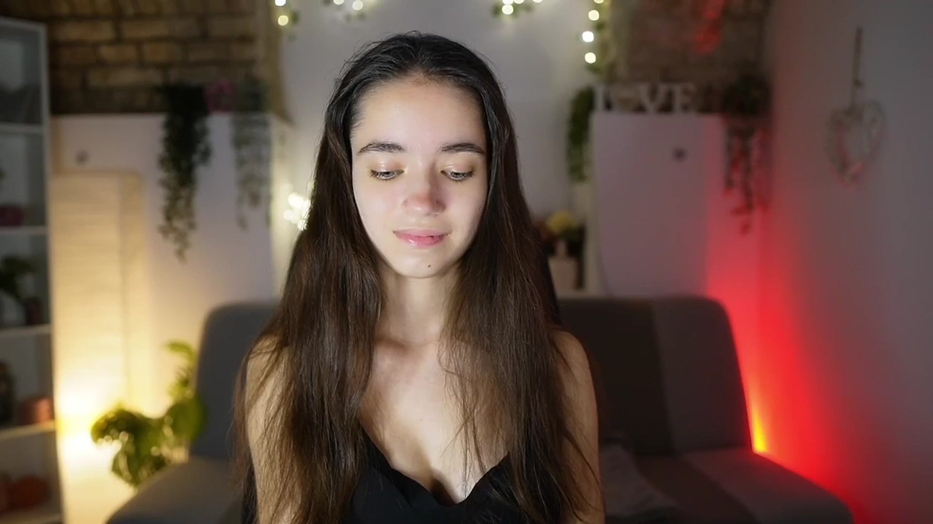Gallery image thumbnail from Gia_Paige18's myfreecams stream on, 08/10/2025, 17:52 image 7 of 20