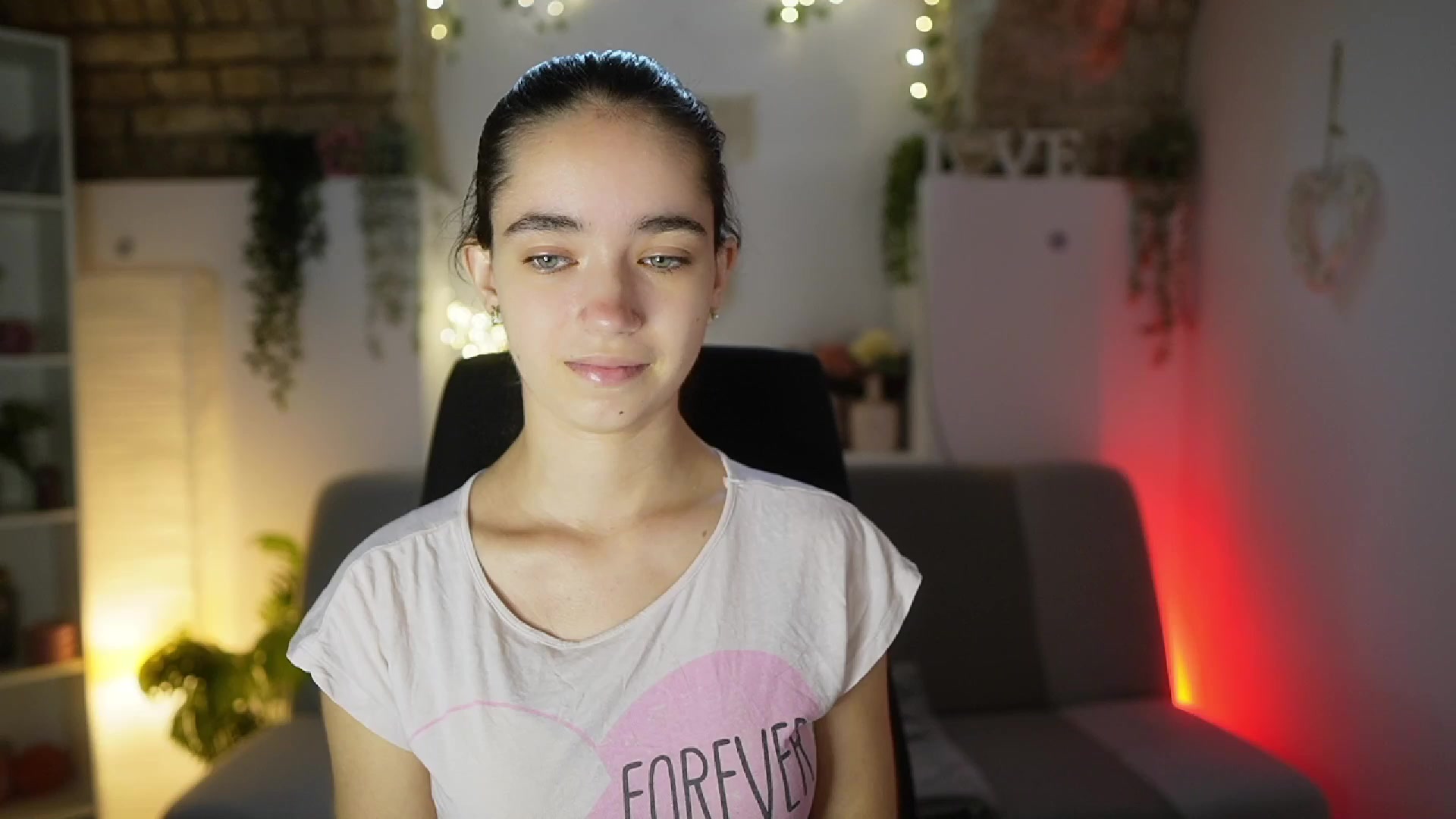 Gallery image thumbnail from Gia_Paige18's myfreecams stream on, 08/11/2025, 09:38 image 14 of 20