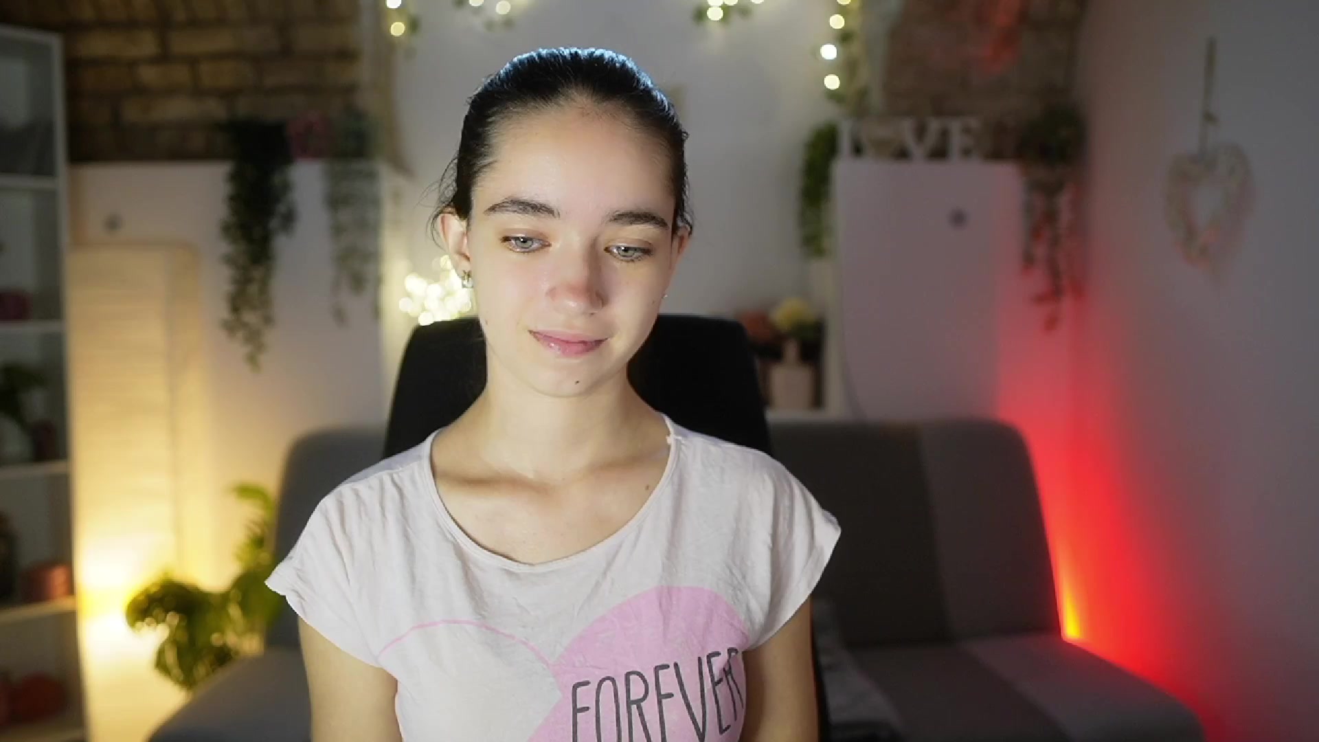 Gallery image thumbnail from Gia_Paige18's myfreecams stream on, 08/11/2025, 09:38 image 16 of 20