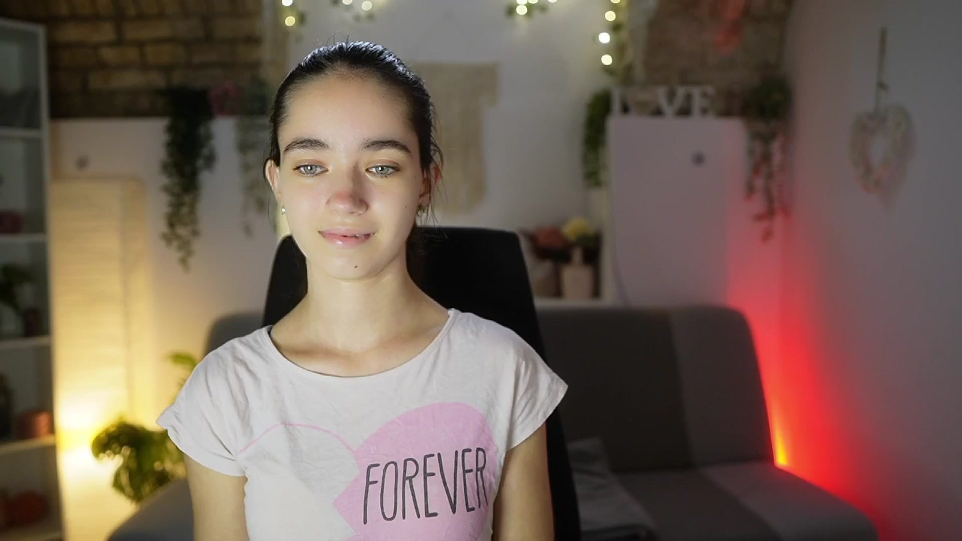 Gallery image thumbnail from Gia_Paige18's myfreecams stream on, 08/11/2025, 12:32 image 5 of 20
