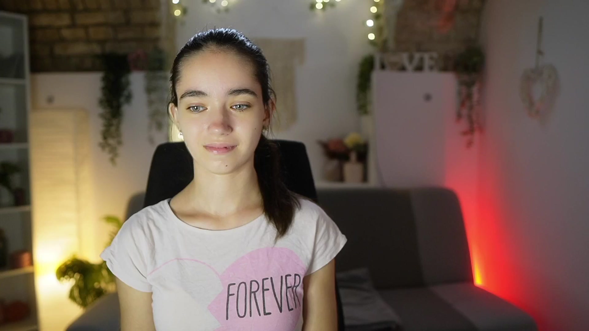 Gallery image thumbnail from Gia_Paige18's myfreecams stream on, 08/11/2025, 12:32 image 6 of 20