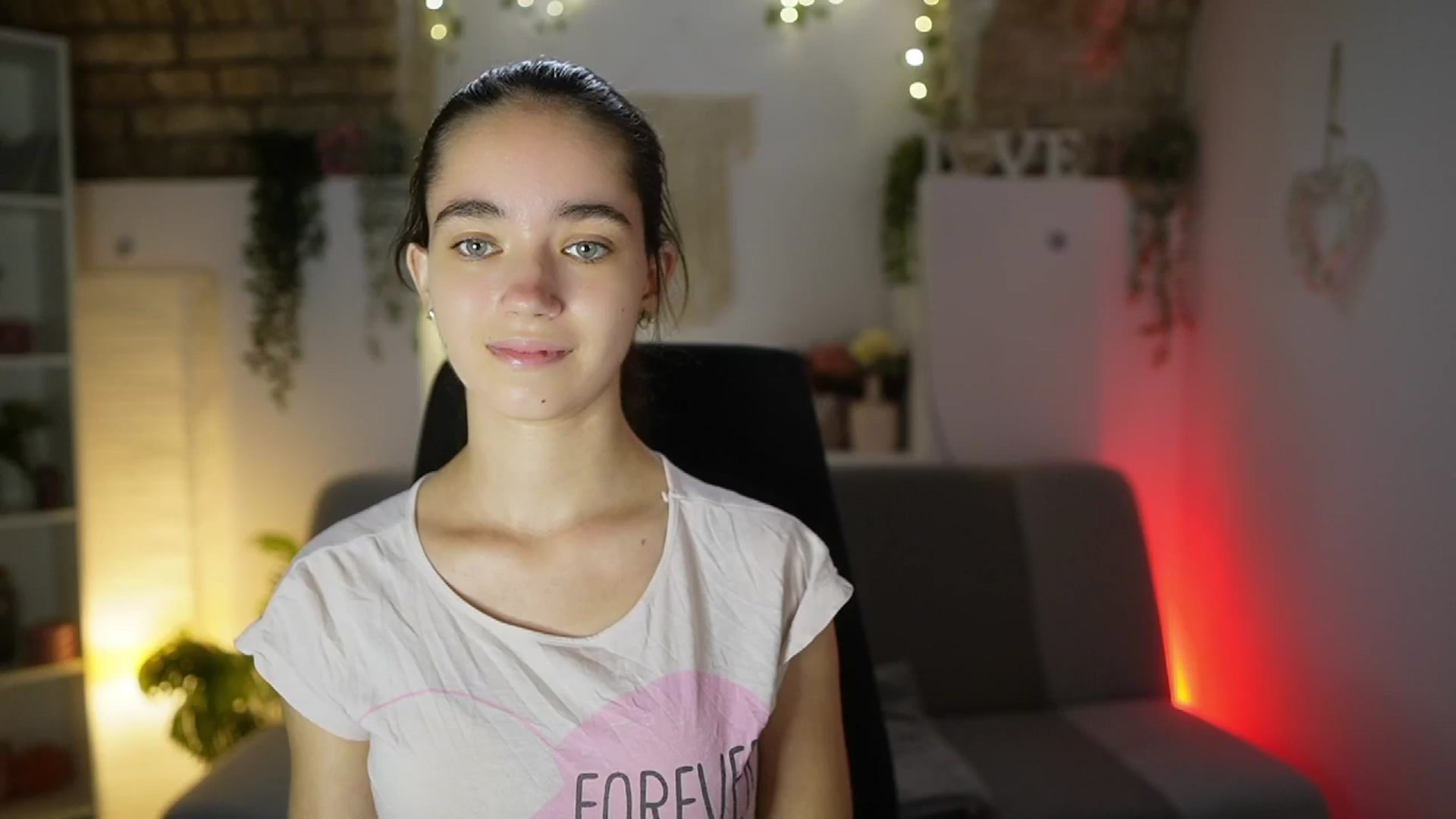 Gallery image thumbnail from Gia_Paige18's myfreecams stream on, 08/11/2025, 12:32 image 14 of 20