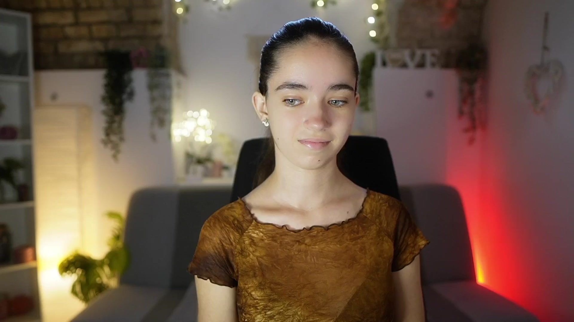 Gallery image thumbnail from Gia_Paige18's myfreecams stream on, 08/12/2025, 12:32 image 8 of 20