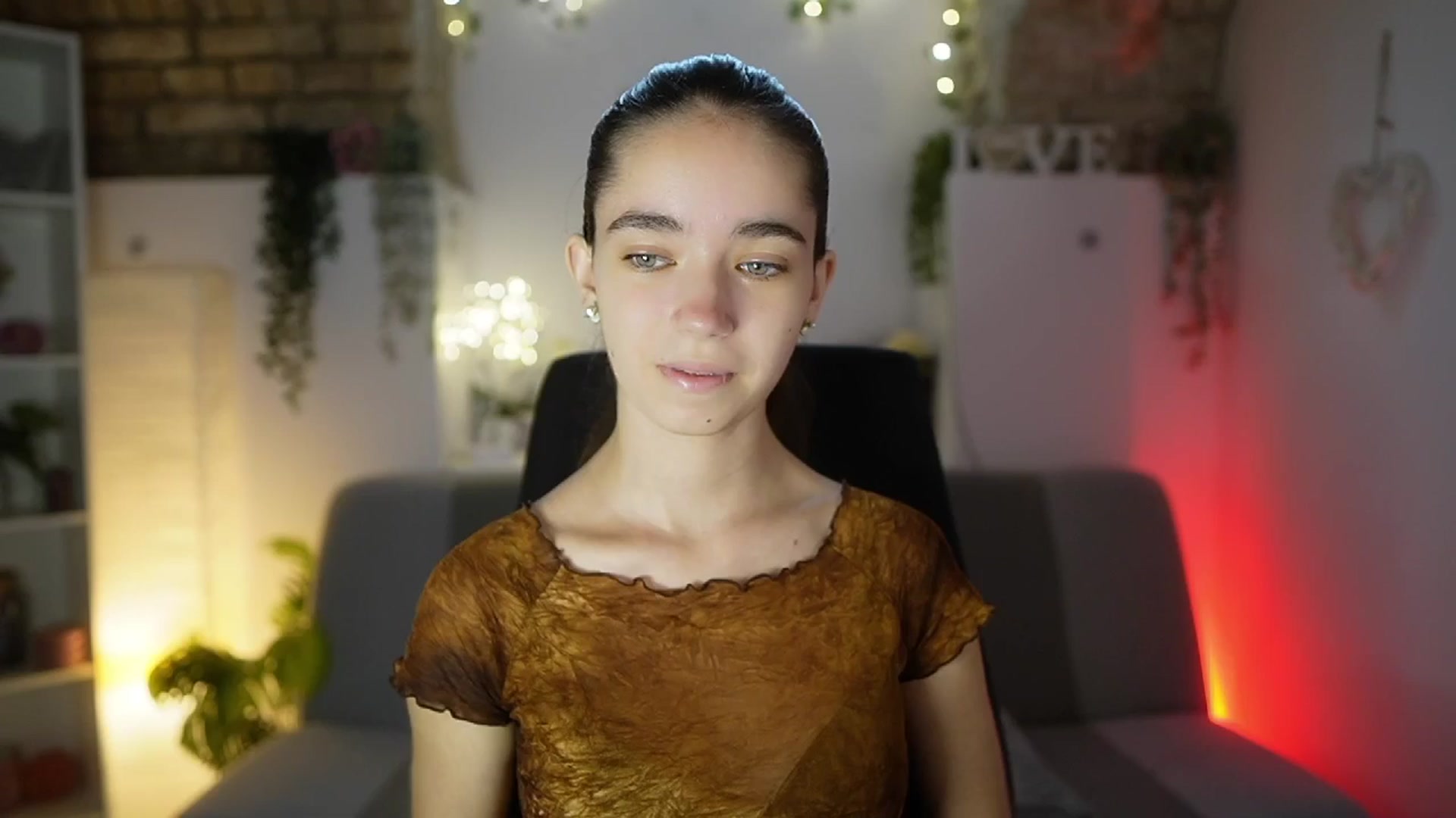Gallery image thumbnail from Gia_Paige18's myfreecams stream on, 08/12/2025, 12:32 image 6 of 20
