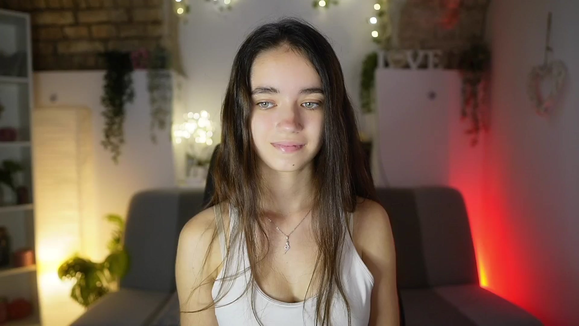 Gallery image thumbnail from Gia_Paige18's myfreecams stream on, 08/13/2025, 12:36 image 13 of 20